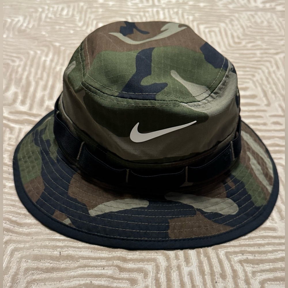 Nike Core Boonie Bucket Hat Adult Unisex SZ S/M Green
Camo DM3331-222 - Picture 2 of 5